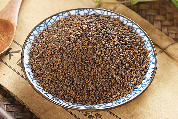 沙苑蒺藜子,潼蒺藜,沙蒺藜,夏黄草补肾助阳,固精缩尿,养肝明目沙苑子